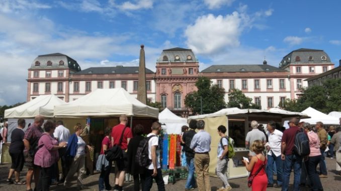 Darmstädter Kunsthandwerkermarkt ©Darmstadt Marketing, Agnes Allig