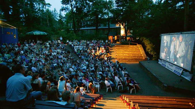 Filmseher_OpenAirKino_1