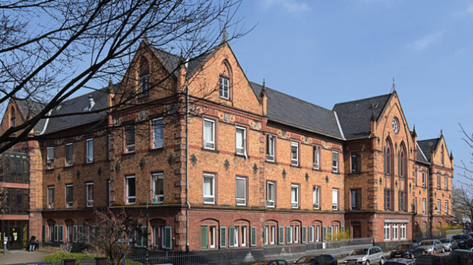 Darmstadt-Pfruendtnerhaus_Emilstr_1