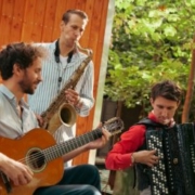 DAZZ 2026: ESQUINAS DE NUEZ „Viajando – vom Reisen“