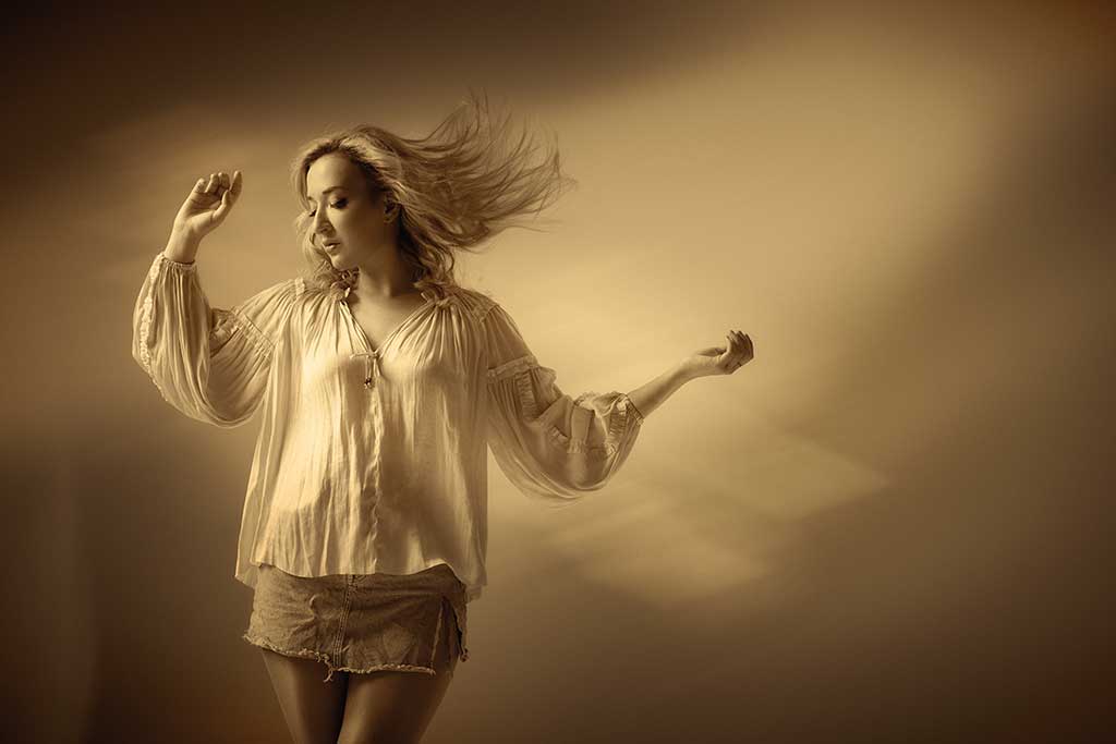 IoIrishSpring-Fyfe_byEuan_Robertson