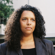 Alice Hasters: Anti Opfer – Gegen die neue Verachtung von Verletzlichkeit