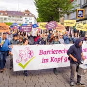 Parade : GEMEINSAM FÜR GLEICHSTELLUNG // Wir sind bunt, wir sind laut, und wir sind stark…!