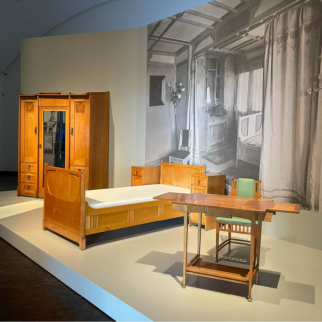 A-Step-Ahed-Ausstellung2